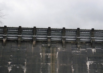 Center Hill Lake levels to remain lowered for spillway gate study
