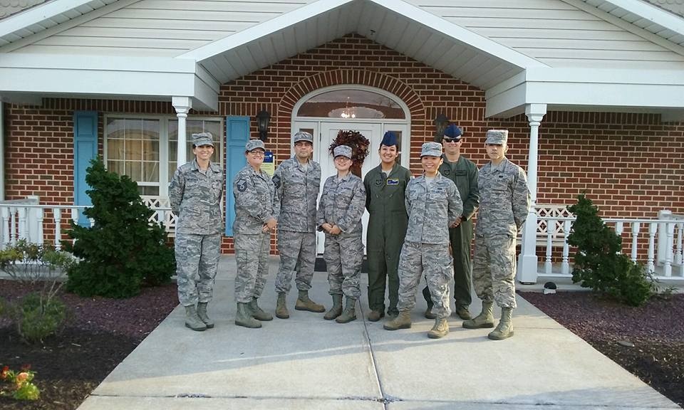 193rd Airmen visit hospice veterans