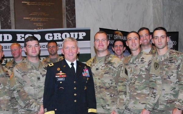Brig. Gen. Bonner joins EOD Soldiers
