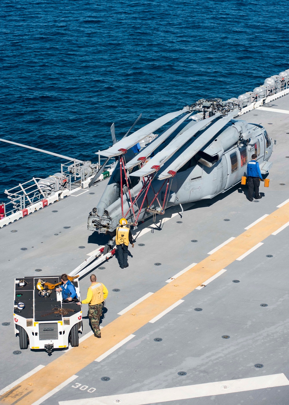 USS Iwo Jima (LHD 7) Conducts Combined COMPTUEX