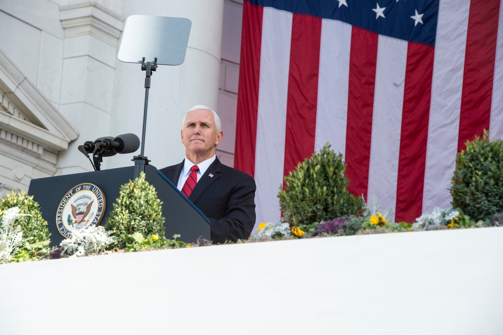 DOD leaders honor Veterans Day at Arlington