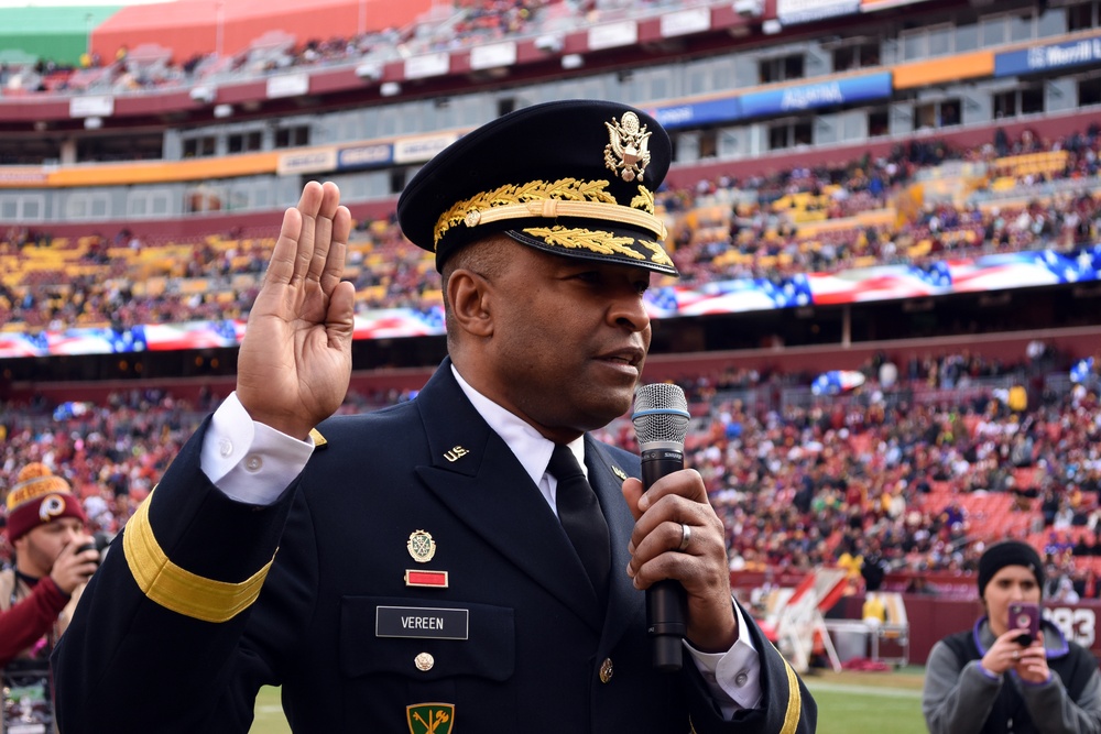 Future Soldiers enlist during NFL’s Salute To Service weekend