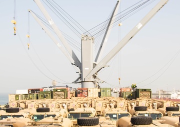 3-1 Cav. Div. offloads equipment for sustainment operations