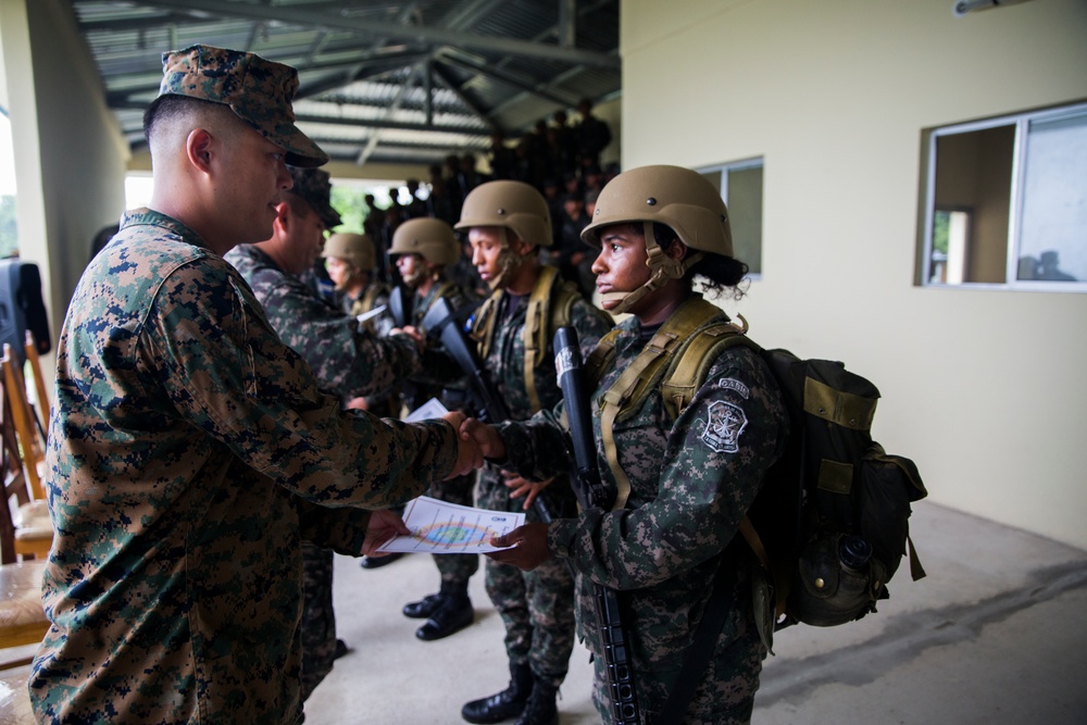 SPMAGTF-SC Marines with the GCE hold graduation in Trujillo