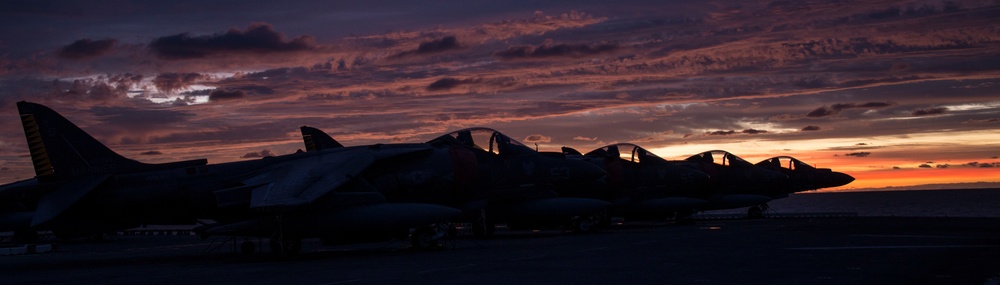 USS Iwo Jima (LHD 7) Conducts Combined COMPTUEX