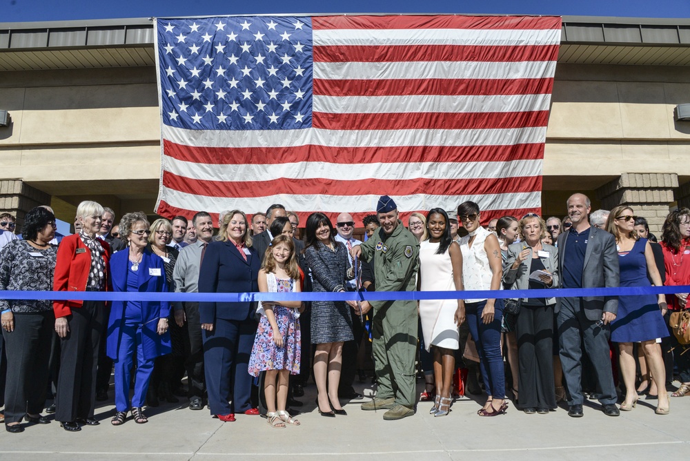 Luke opens Military and Veteran Success Center