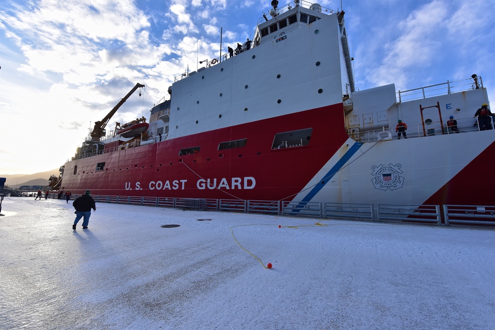 Coast Guard Cutter Healy visits Juneau, Alaska