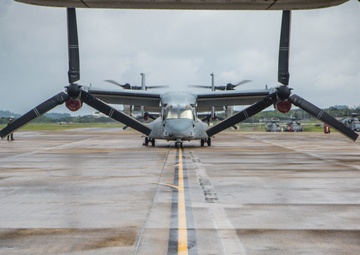 U.S. Ambassador to Japan visits 1st MAW Marines in Okinawa