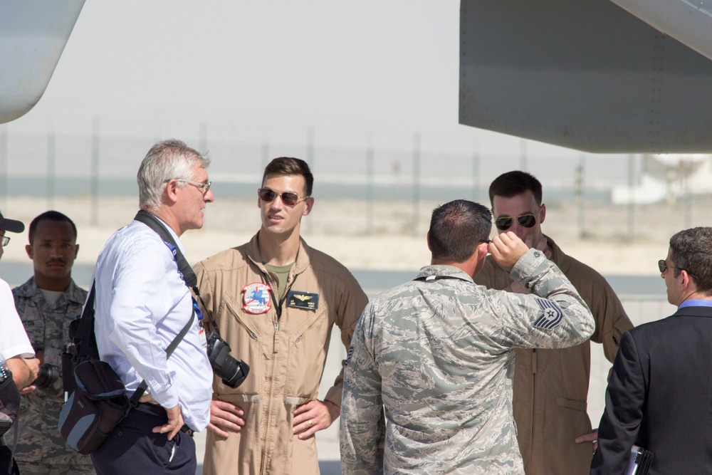 15th MEU shows off aircraft during Dubai Airshow