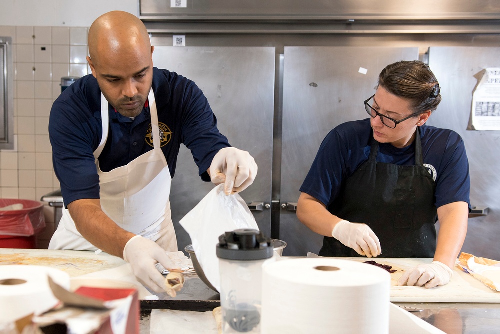 USO Salutes Military Chefs