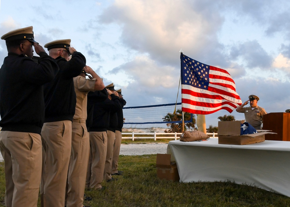 NAVSTA Mayport conducts flag retirement ceremony