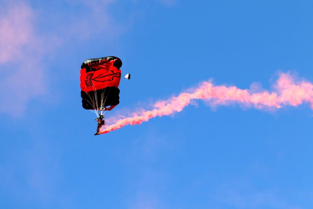 Marne Soldiers Compete in the SFC Thornsbury Obstacle Course Competition during MarneWeek 2017