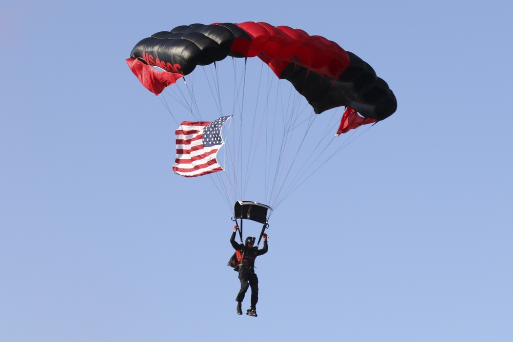 Marne Soldiers Compete in the SFC Thornsbury Obstacle Course Competition during MarneWeek 2017