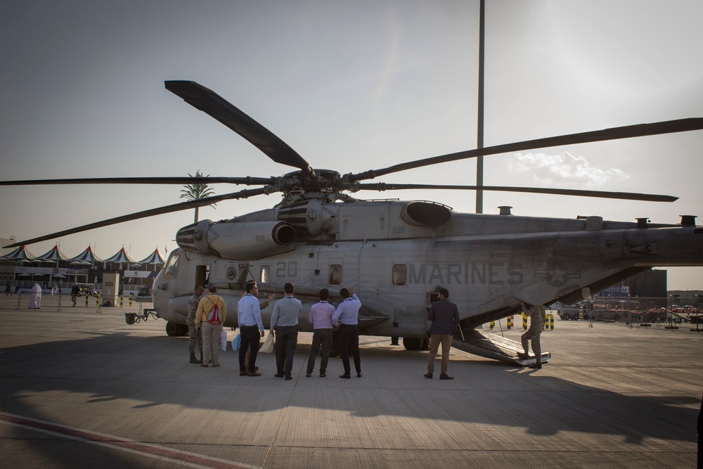 15th MEU shows off aircraft during Dubai Airshow