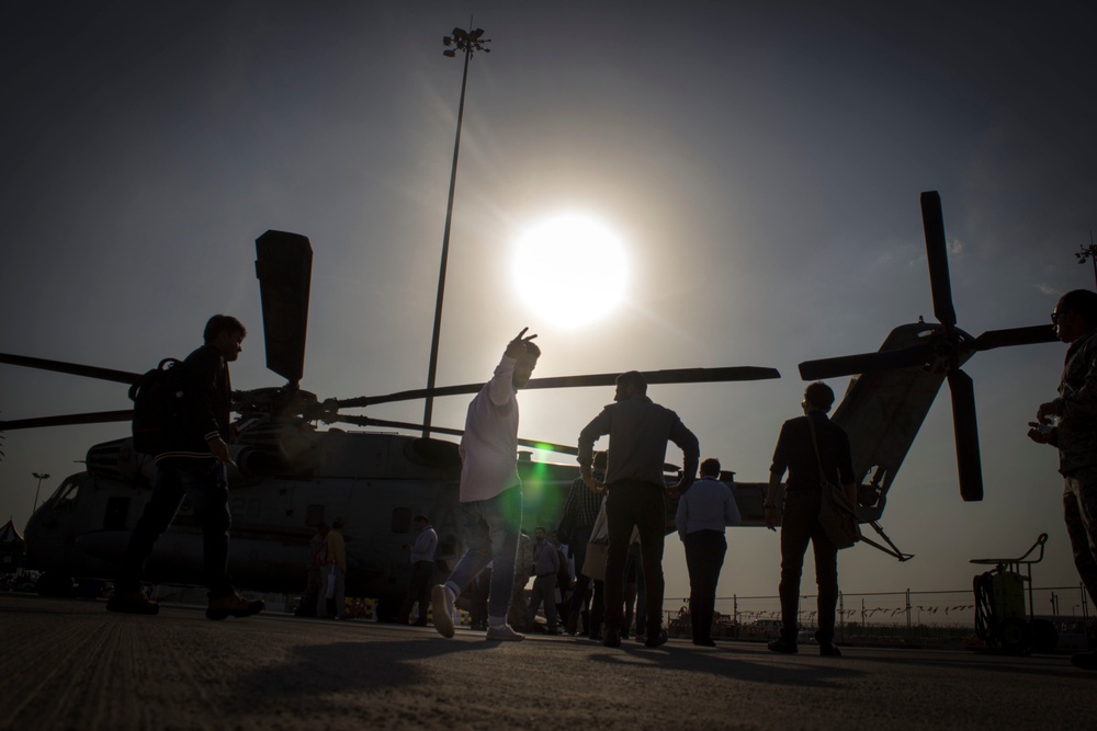 15th MEU shows off aircraft during Dubai Airshow