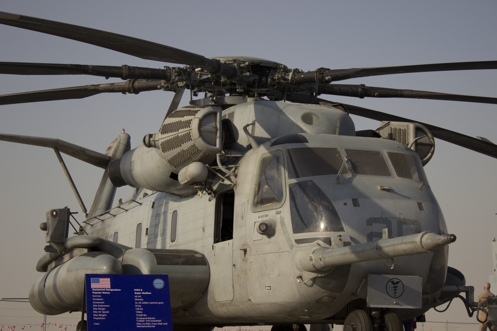 15th MEU shows off aircraft during Dubai Airshow