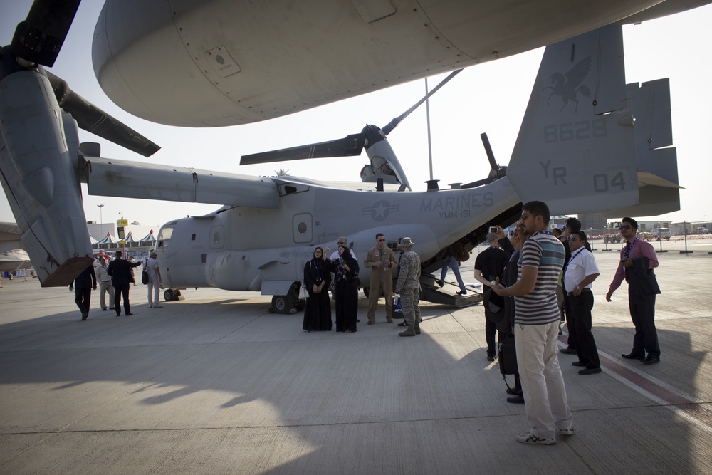 15th MEU shows off aircraft during Dubai Airshow