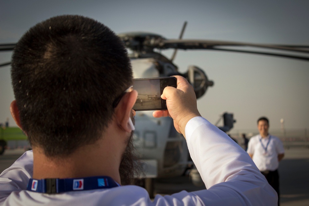 15th MEU shows off aircraft during Dubai Airshow