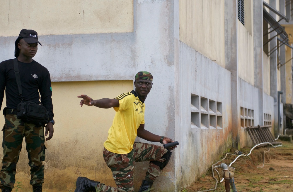 U.S. troops train Cameroonian Armed Forces in Counter-IED