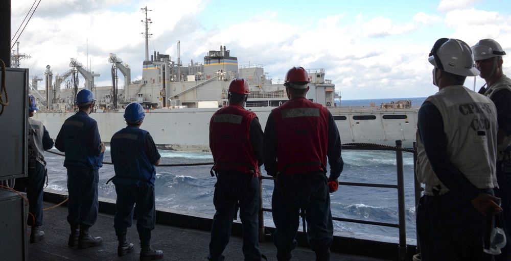 USS Iwo Jima (LHD 7) conducts COMPTUEX