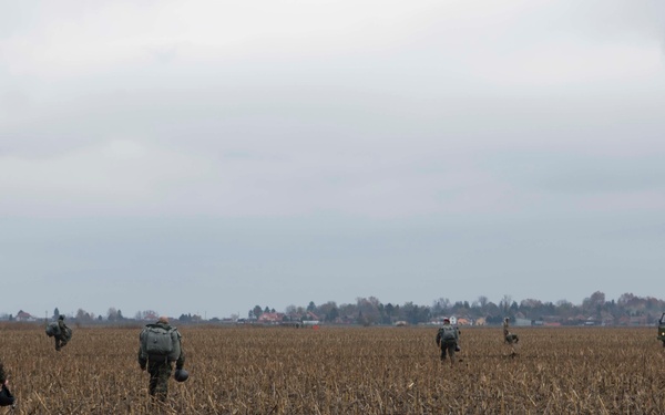 U.S. and Serbia perform airborne insertion exercise