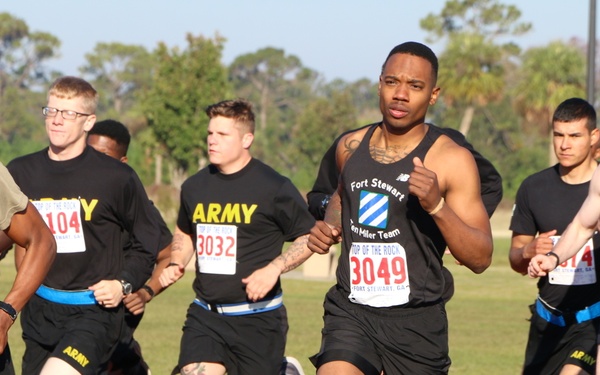 Marne Soldiers Compete In 10K