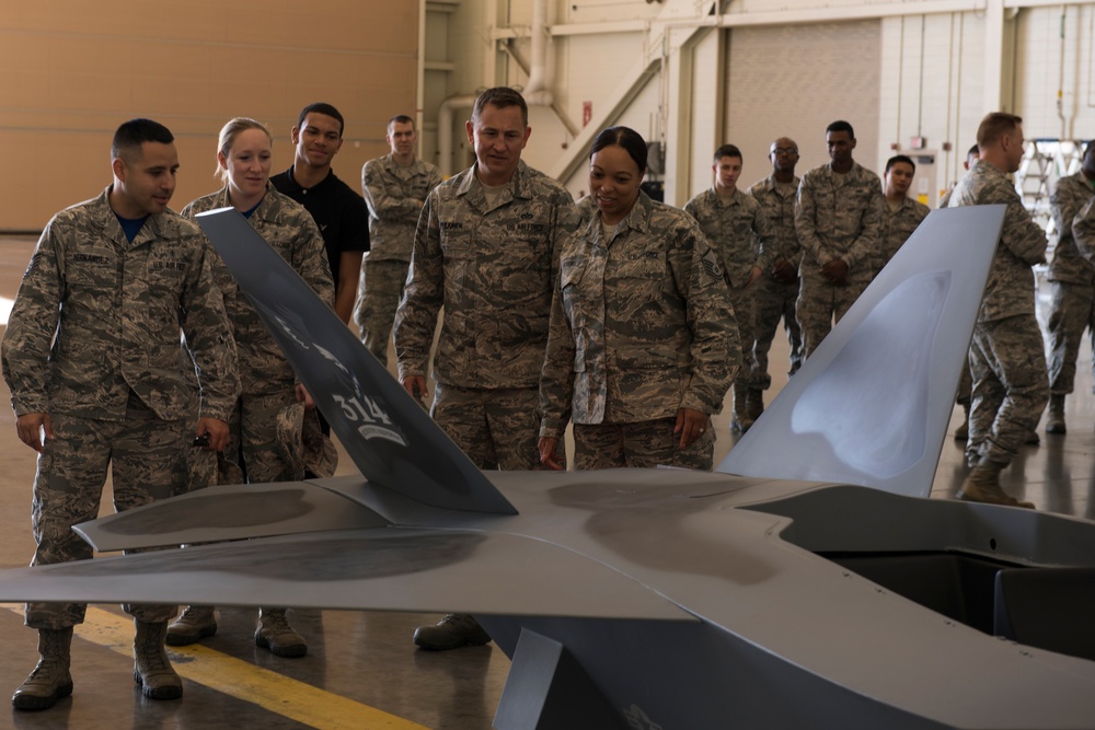 305th MXS revamps scaled down F-22