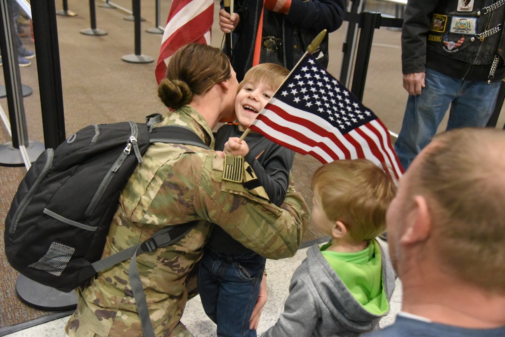 136th Combat Sustainment Support Battalion (CSSB) Soldiers return from Afghanistan deployment