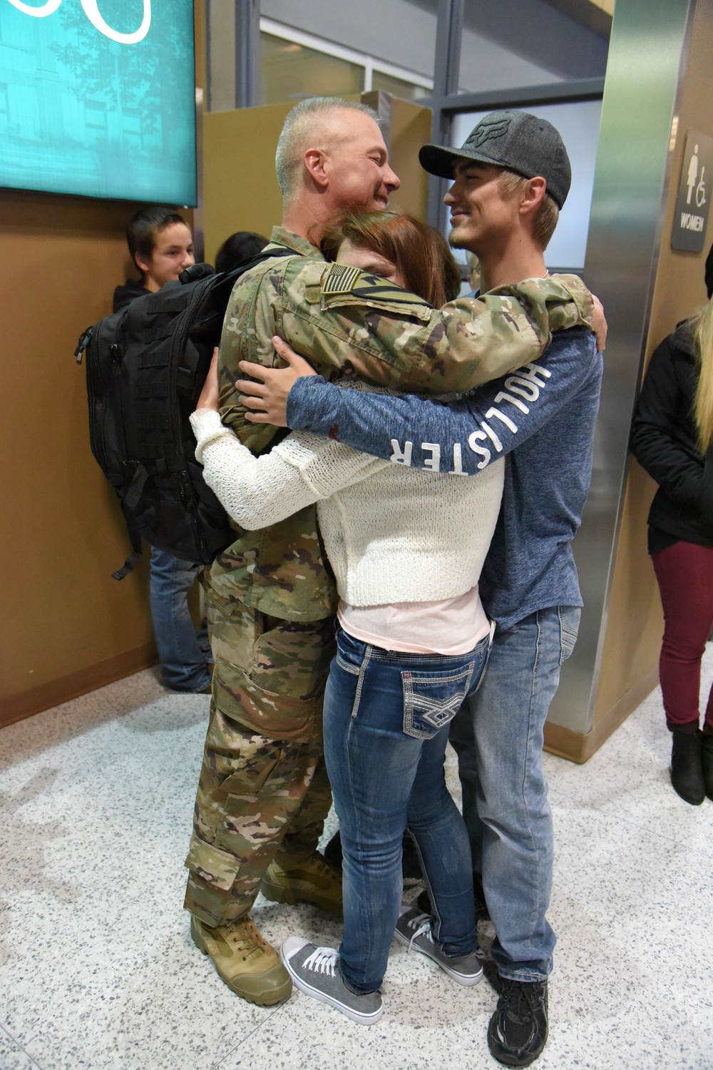 136th Combat Sustainment Support Battalion (CSSB) Soldiers return from Afghanistan deployment