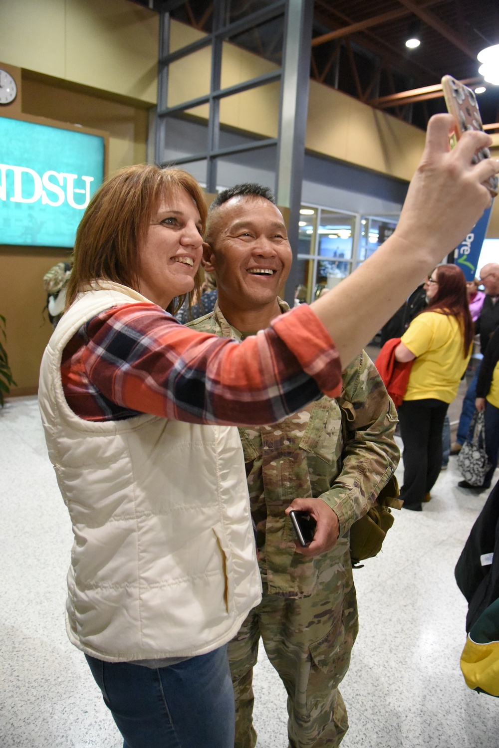 136th Combat Sustainment Support Battalion (CSSB) Soldiers return from Afghanistan deployment