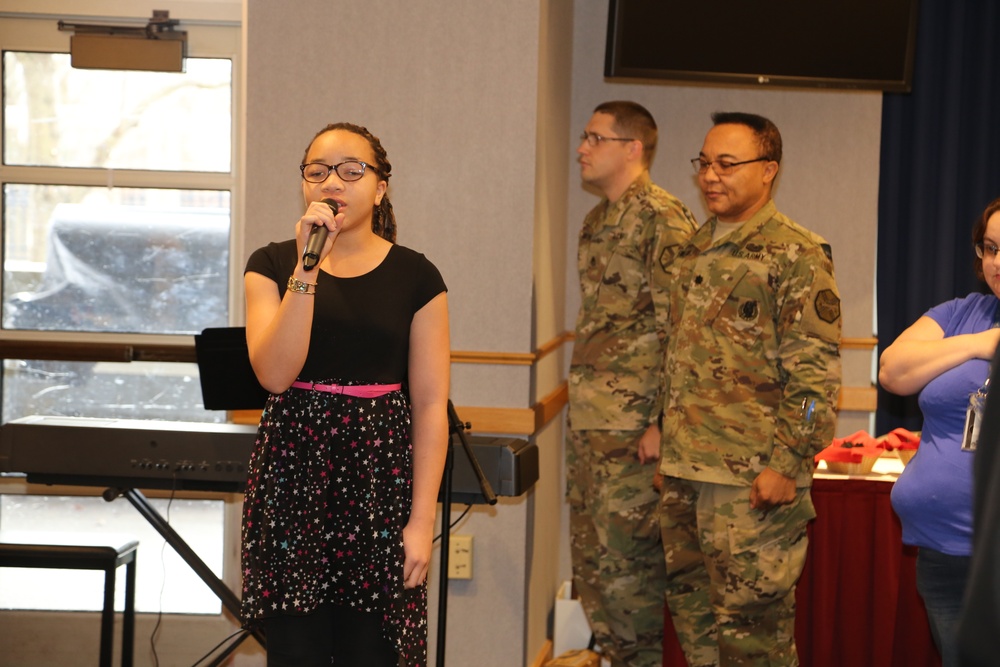 Fort McCoy observes Veterans Day with prayer