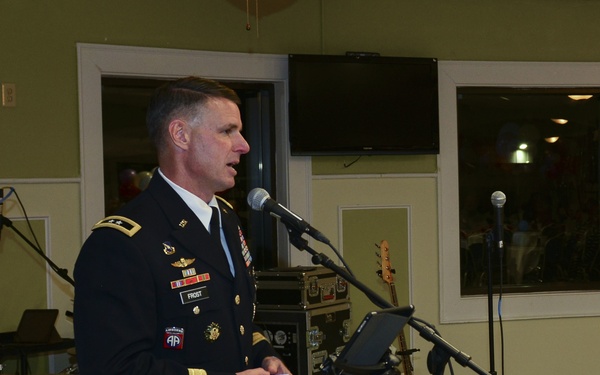 Families of fallen recognized at ‘Thanks for Giving’ event