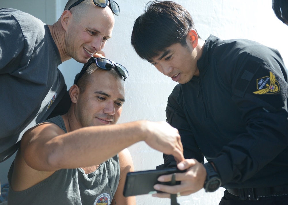 Coast Guard, Korean coast guard rescue swimmers conduct professional exchange