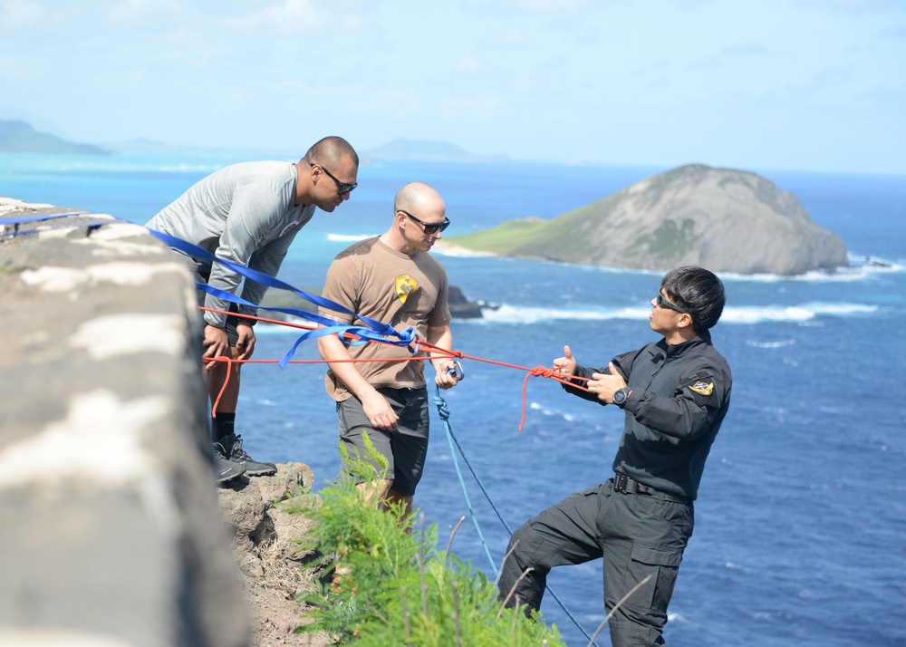 Coast Guard, Korean coast guard rescue swimmers conduct professional exchange