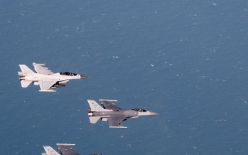 USAF, ROKAF, ANG take to skies over Korea