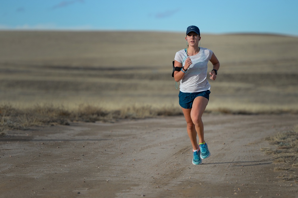 Turkey trotters tuck toward Thanksgiving