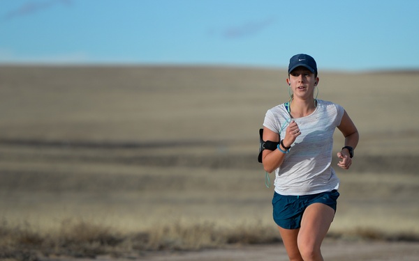 Turkey trotters tuck toward Thanksgiving