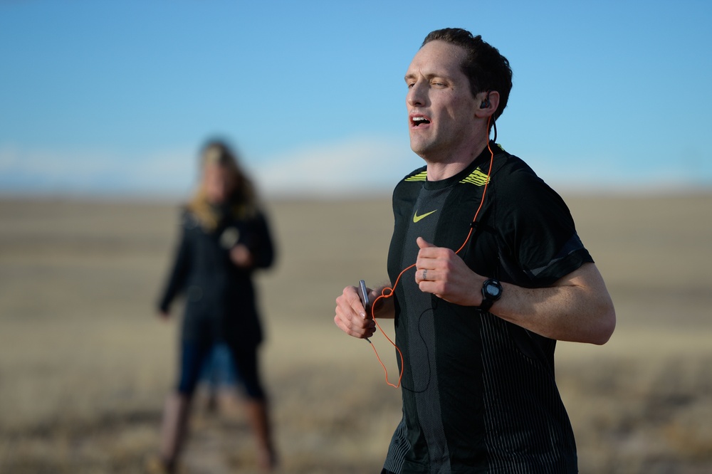 Turkey trotters tuck toward Thanksgiving