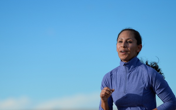 Turkey trotters tuck toward Thanksgiving