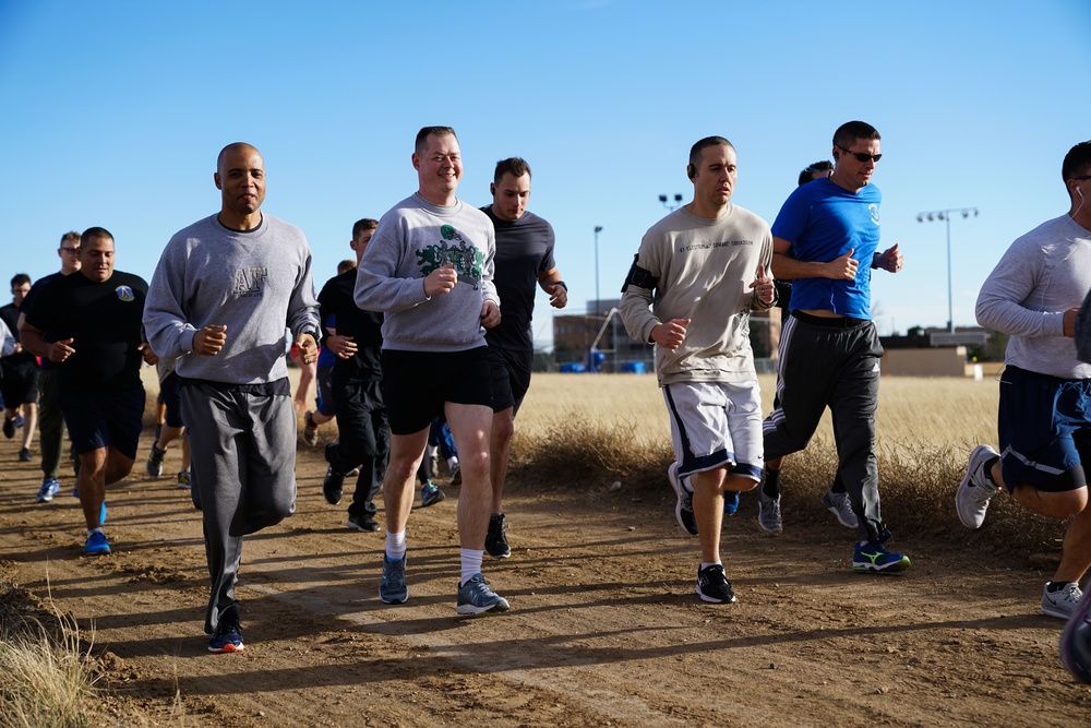 Turkey trotters truck toward Thanksgiving
