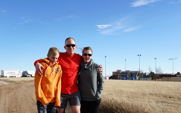 Turkey trotters truck toward Thanksgiving