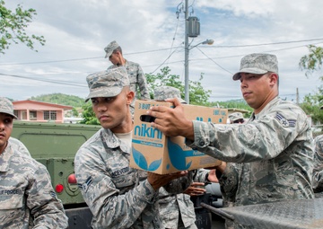 Foundation for Puerto Rico partners with military members to distribute food and water