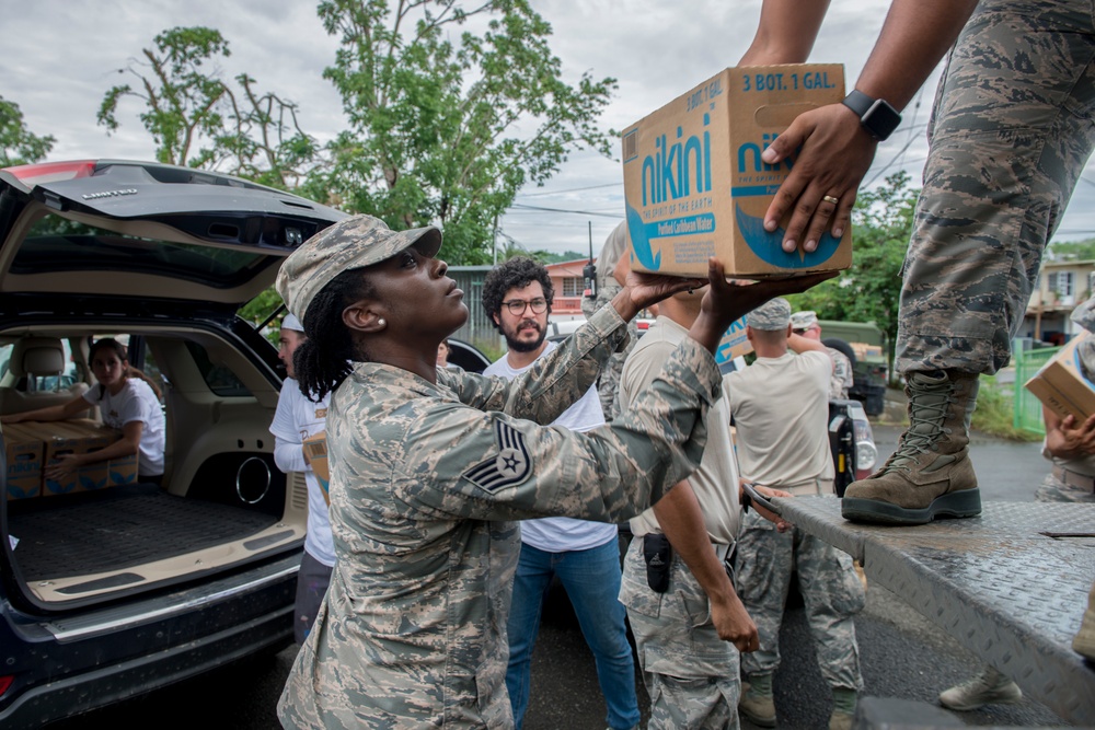 Foundation for Puerto Rico partners with military members to distribute food and water