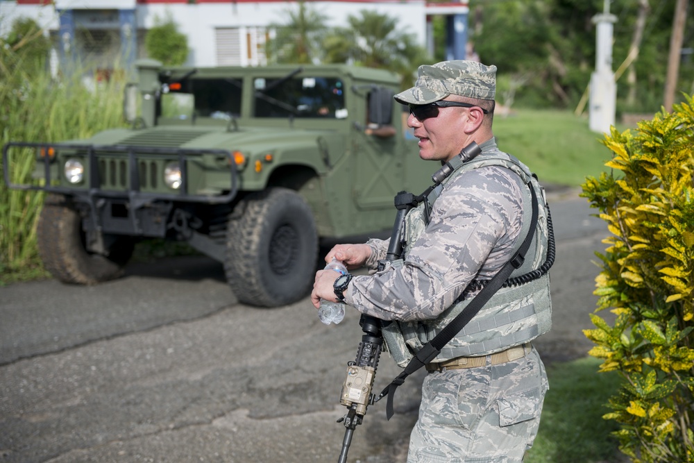 Foundation for Puerto Rico partners with military members to distribute food and water