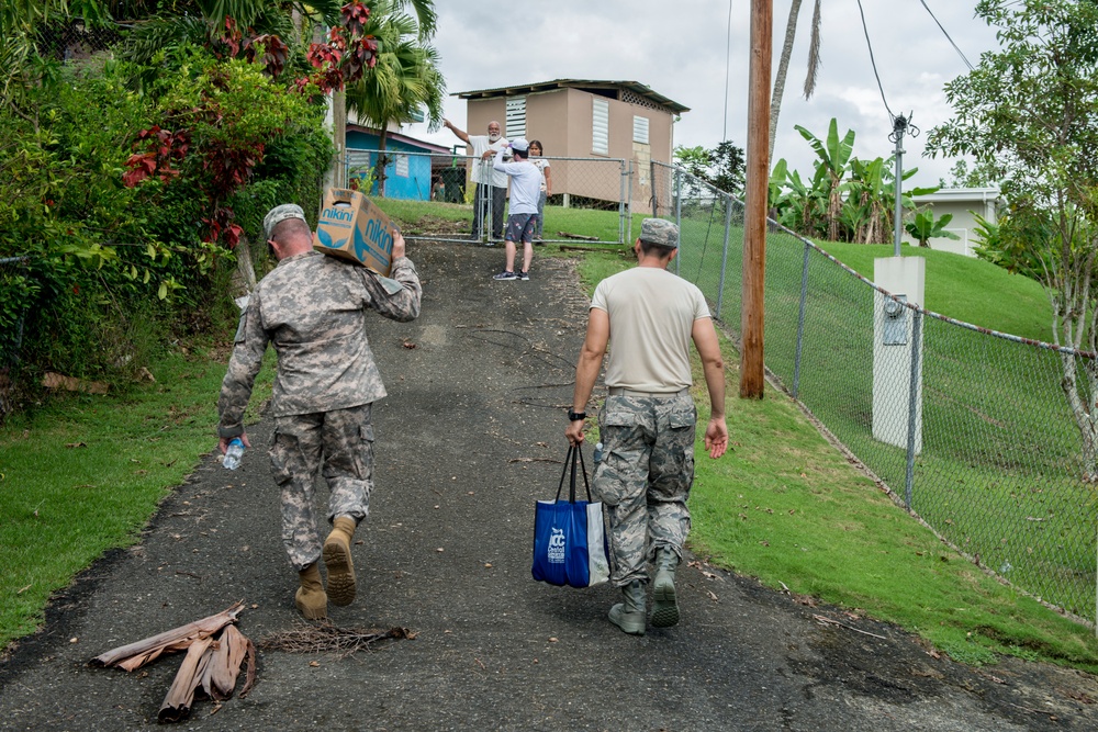 Foundation for Puerto Rico partners with military members to distribute food and water