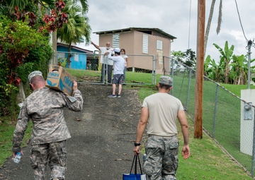 Foundation for Puerto Rico partners with military members to distribute food and water