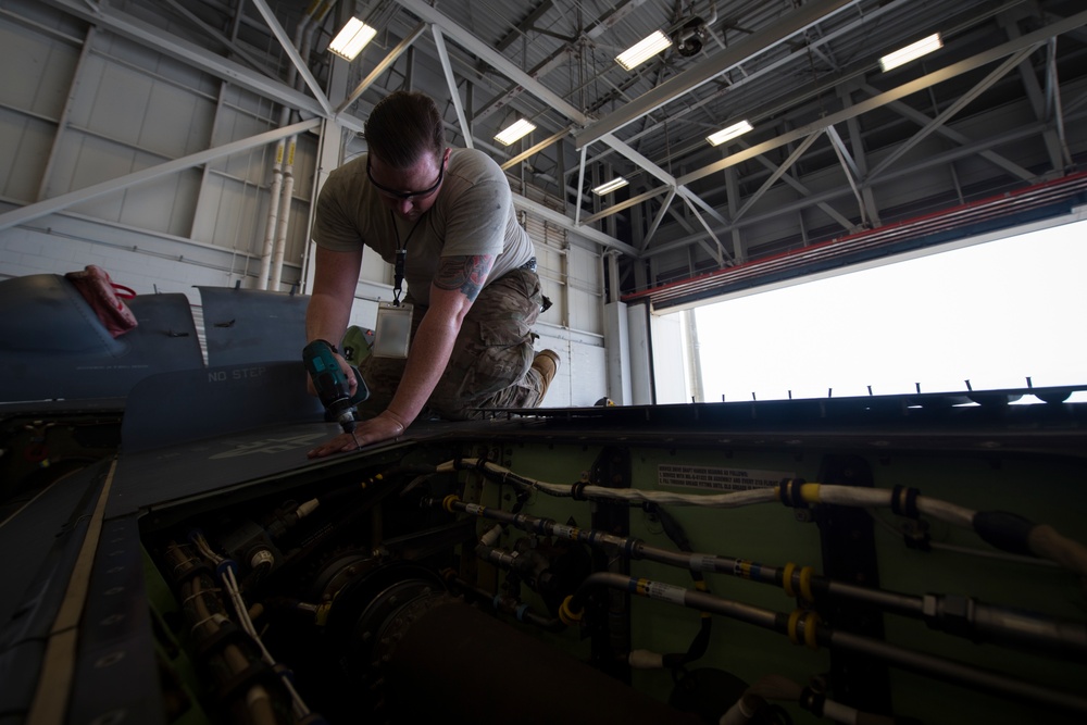 801st SOAMXS ensure Ospreys mission readiness