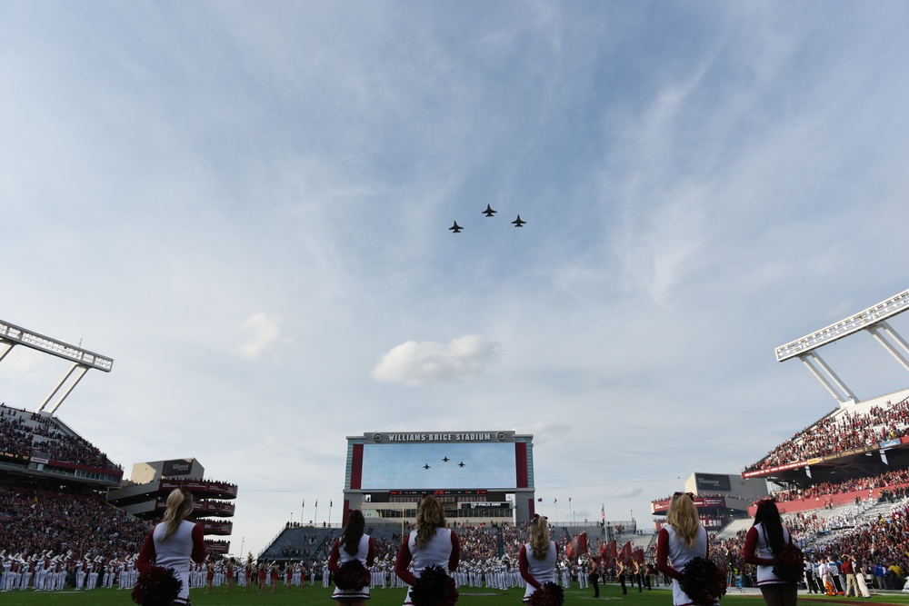 SCANG F-16s Flyover University of South Carolina Military Appreciation Game
