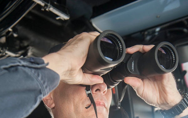 USS America departs after dubai port visit