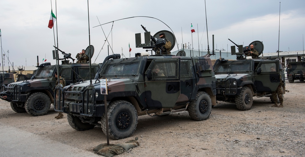 Italian Army conducts meeting with ANA